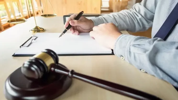 محامي قضايا عمالية الخبر