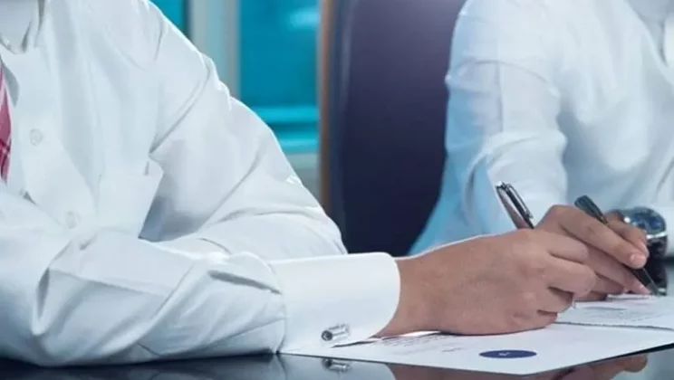 متى يسقط العامل بعد الخروج النهائي